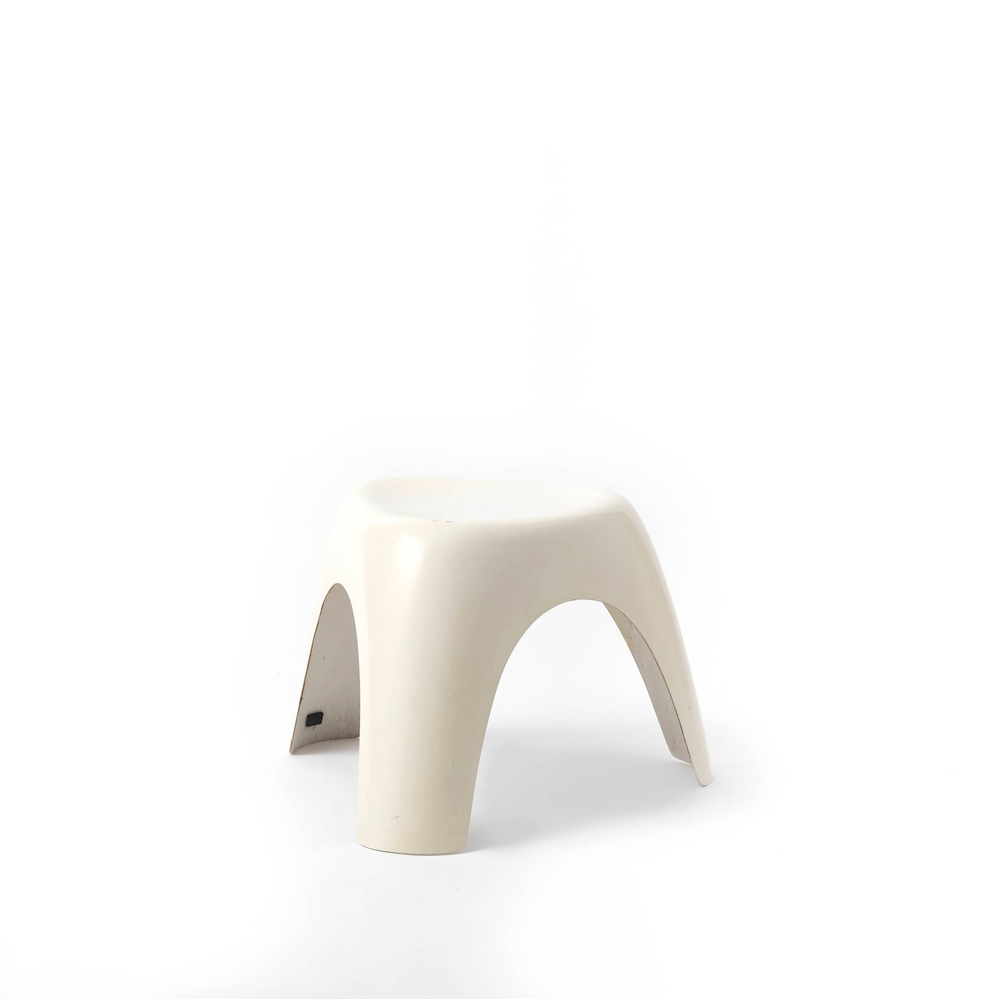 SOU Services|Rental Chair : Elephant Stool by vitra