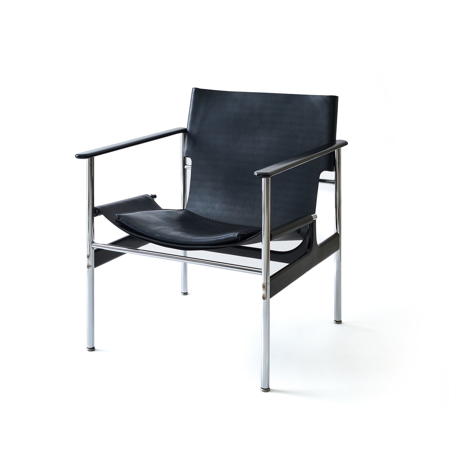 POLLOCK ARMCHAIR BK COWHIDE W/V.P BK CU