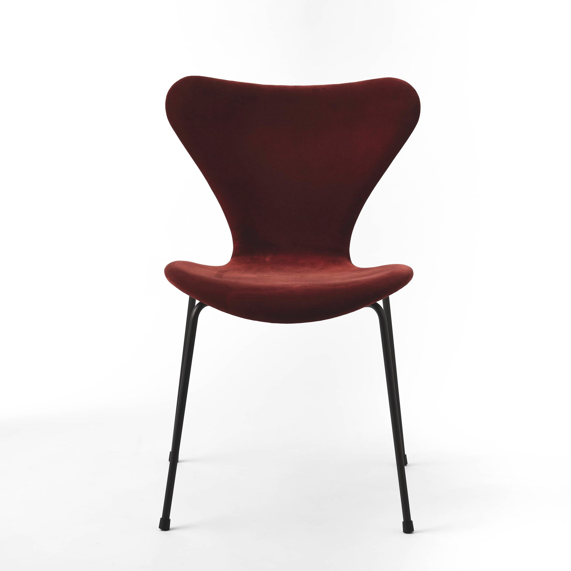 SOU Services｜Rental Chair : SERIES 7 by FRITZ HANSEN