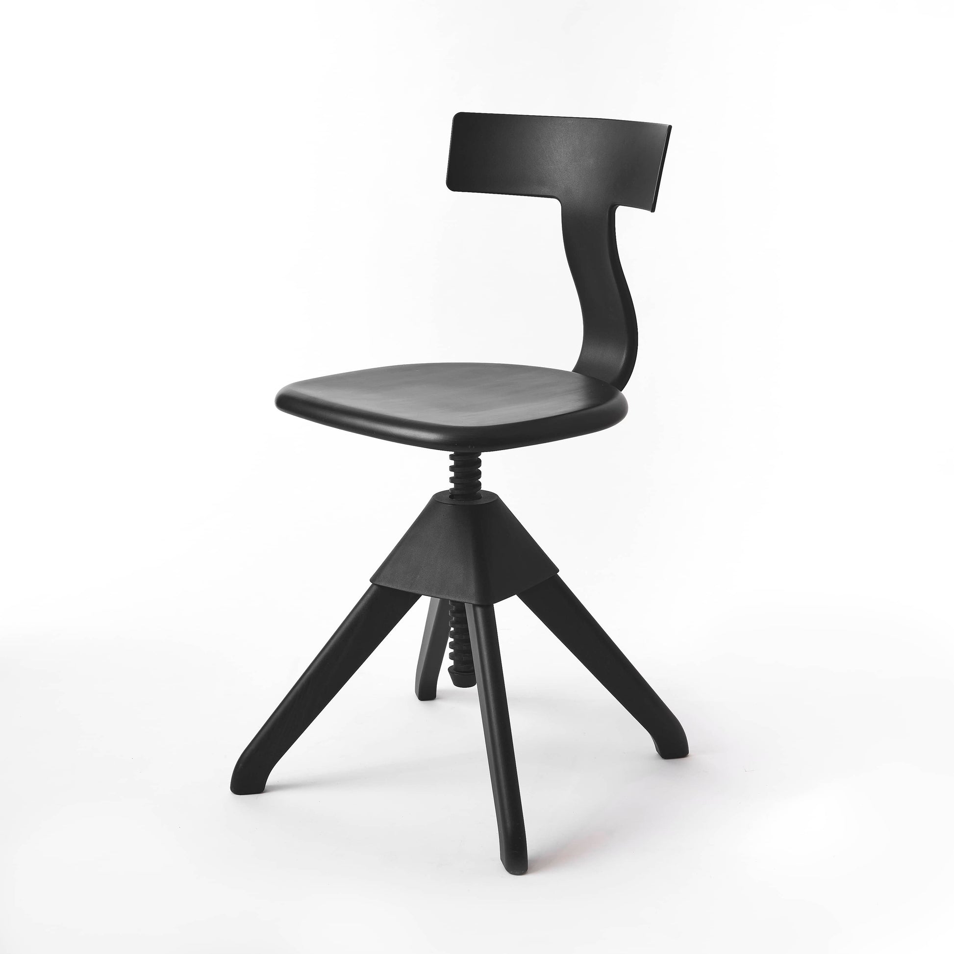 SOU Services｜Rental Chair : TUFFY THE WILD BUNCH by MAGIS