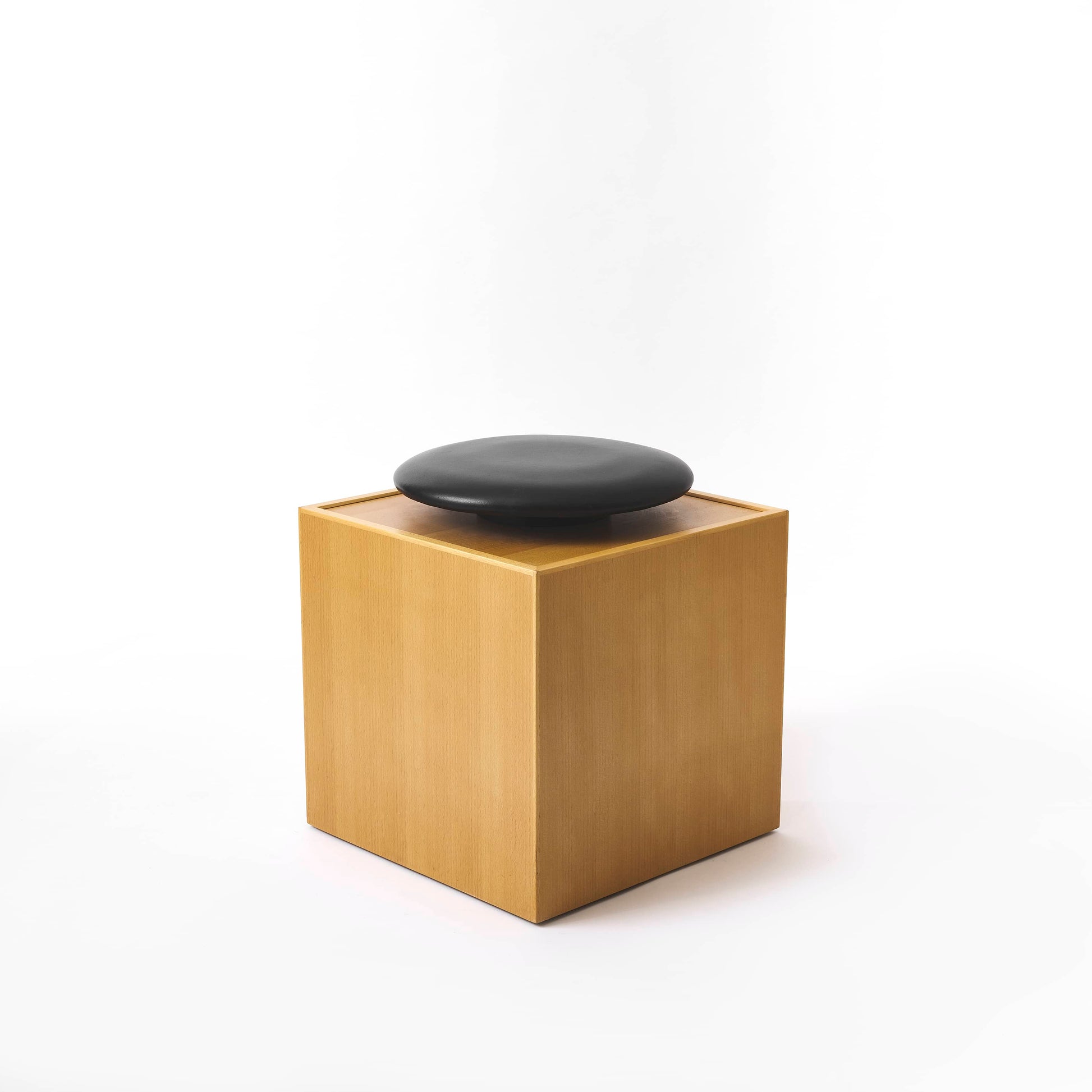 SOU Services｜Rental Chair : CIRCOLOⅡ by AD CORE